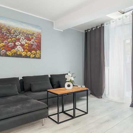 Stylowe I Eleganckie Studia Very Berry W Poznaniu By Noclegi Renters Экстерьер фото